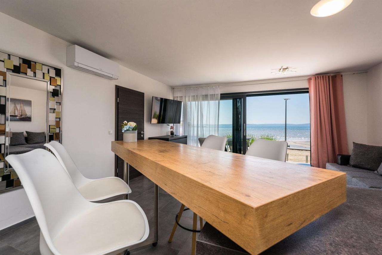 Jamc Dream Familientraum Direkt Am Meer Mit Beheiztem Pool Privlaka  Exterior photo