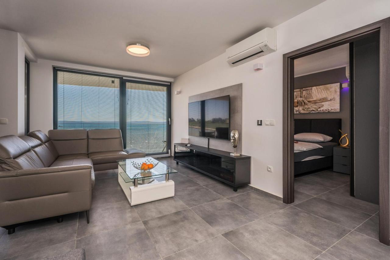 Jamc Dream Familientraum Direkt Am Meer Mit Beheiztem Pool Privlaka  Exterior photo